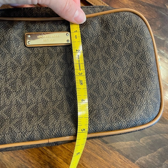 Michael Kors small purse. Excellent condition - Picture 6 of 9